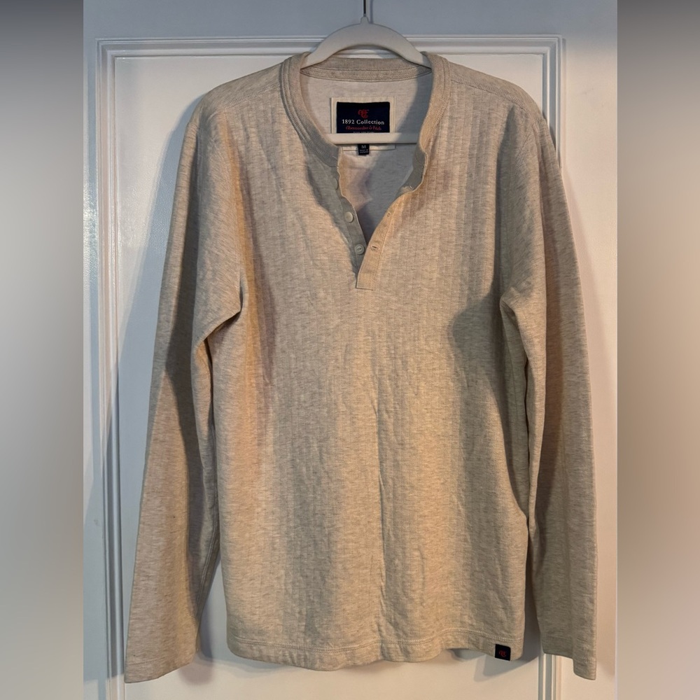 Abercrombie & Fitch 1892 Collection Henley Size Medium